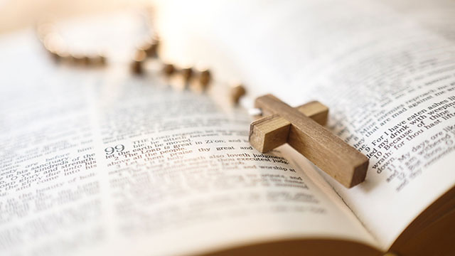 The Gospel, Standing on One Foot – A Homily for the 30th Sunday of the Year