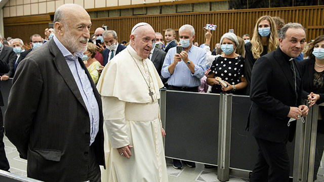 Pope Francis’ Good Friday meditations at the Colosseum: a call to conversion and compassion